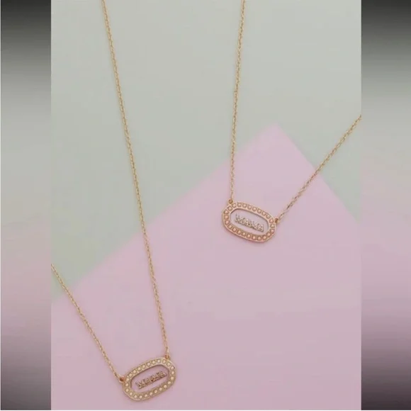 Mama Necklace - Picture 1 of 1